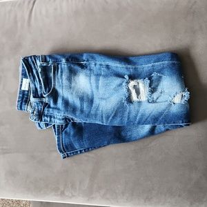 Buckle Jeans
